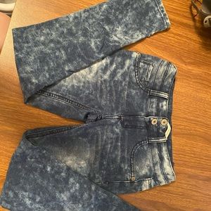 Girls size 8 Canyon River Blues